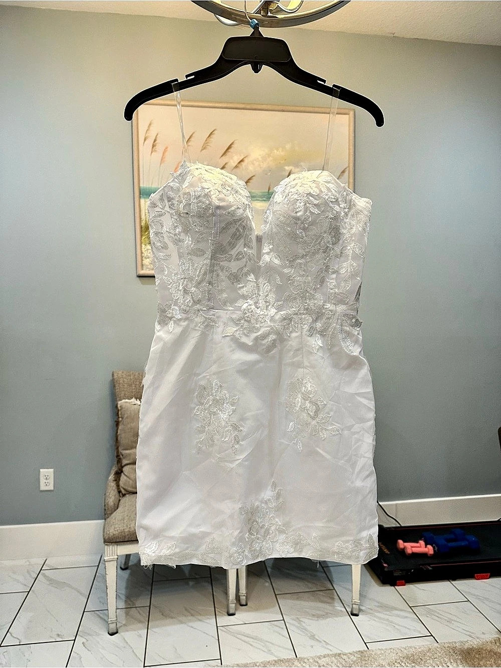 Floral Lace Mini Dress in White Size 8 Like New